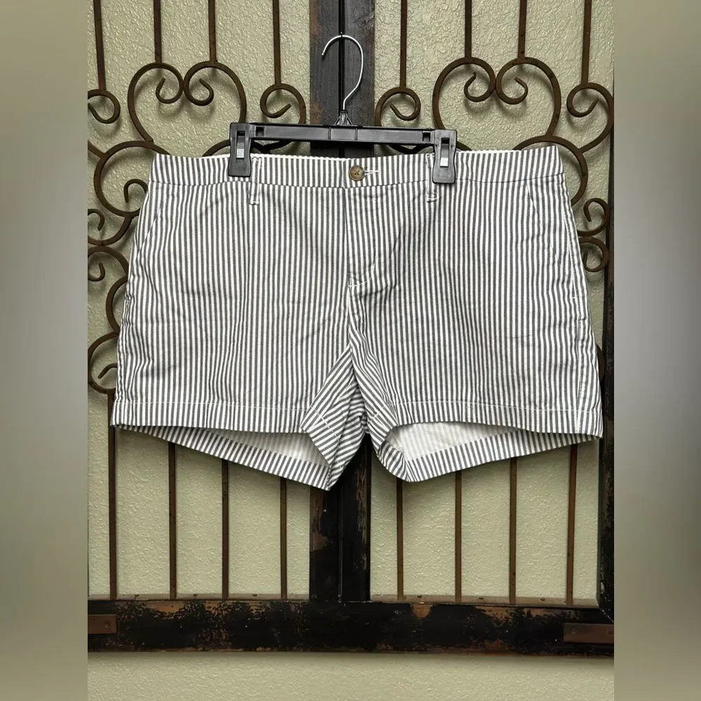 Old Navy grey/white striped button shorts